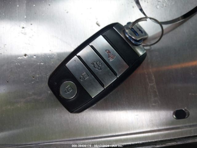 5XXGT4L12GG065376 KIA Optima Lx Turbo