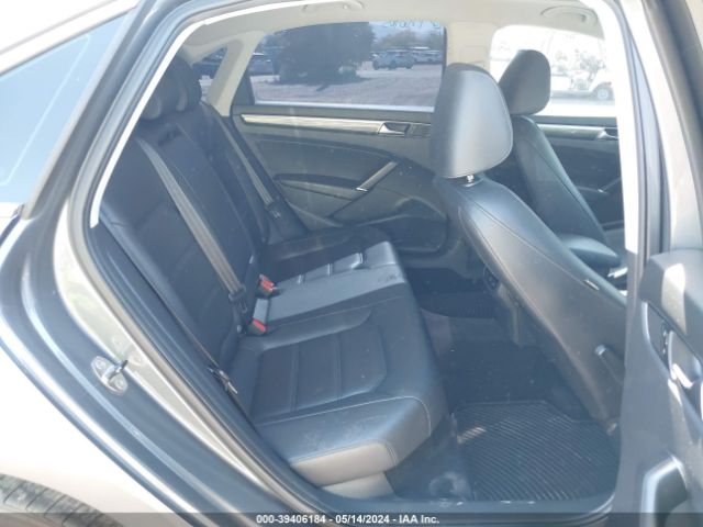 1VWGT7A38HC010189 Volkswagen Passat 1.8t Se