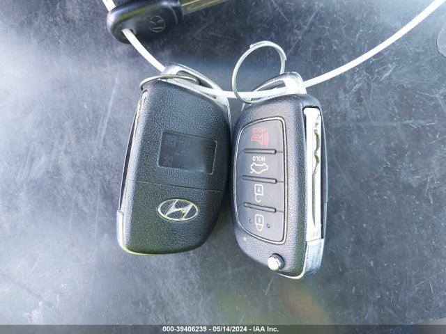 Hyundai SONATA ECO 2017 5NPE24AA7HH494841 Image 11