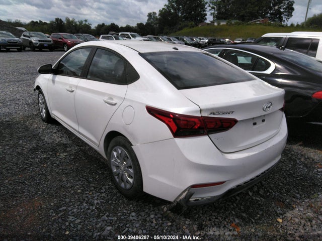 Hyundai ACCENT SE 2019 3KPC24A30KE068610 Image 3