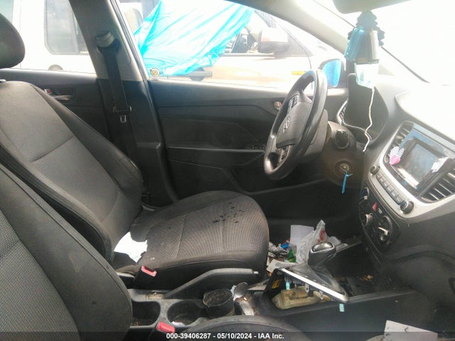 Hyundai ACCENT SE 2019 3KPC24A30KE068610 Image 5