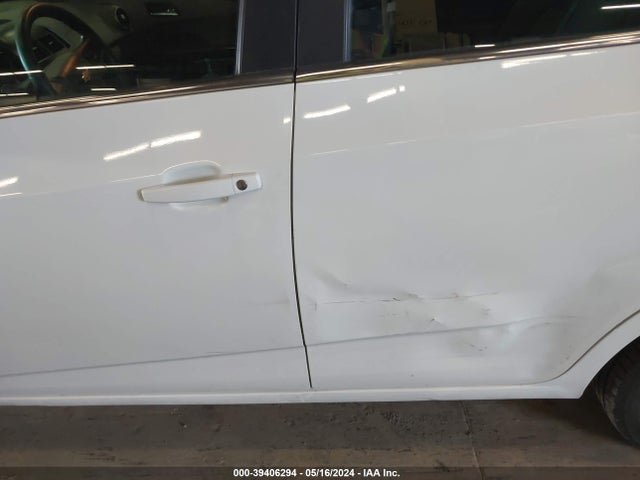 Chevrolet Sonic Lt Auto 2014 1G1JC5SH3E4105183 Image 12