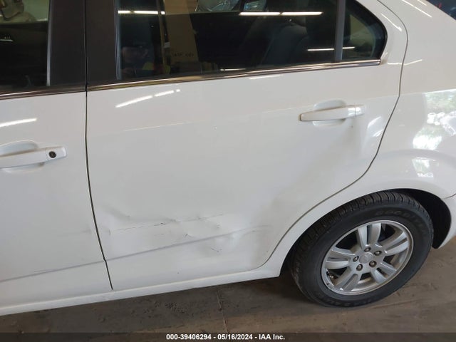 Chevrolet Sonic Lt Auto 2014 1G1JC5SH3E4105183 Image 6