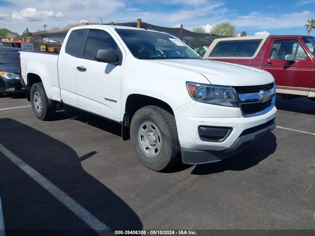 2016 1GCHSBEA7G1353883 main image