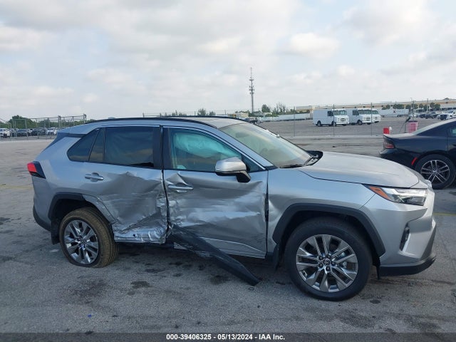 Toyota Rav4 Xle Premium 2024 2T3C1RFV3RW320620 Image 13