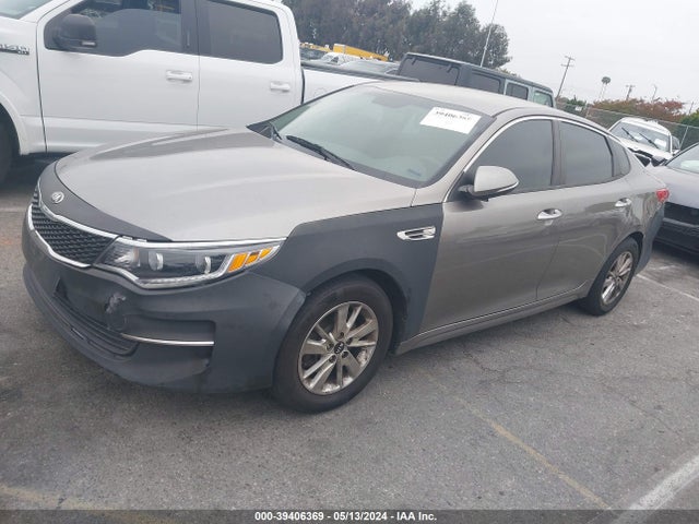 KIA Optima Lx 2017 5XXGT4L32HG144033 Image 2
