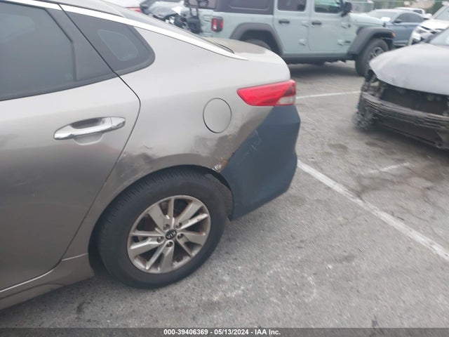 KIA Optima Lx 2017 5XXGT4L32HG144033 Image 6