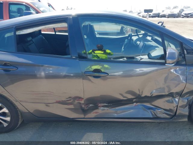 JTDKARFP6L3158621 Toyota Prius Prime Xle