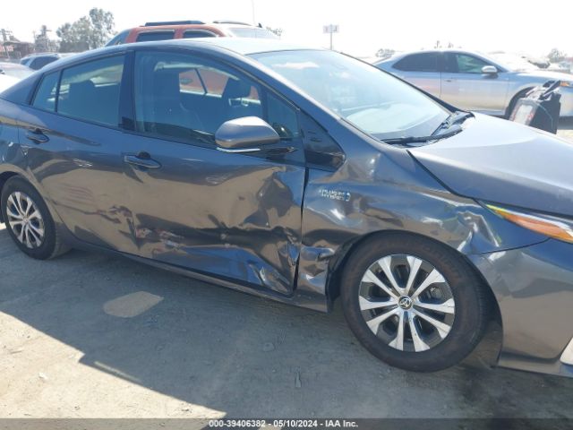 JTDKARFP6L3158621 Toyota Prius Prime Xle