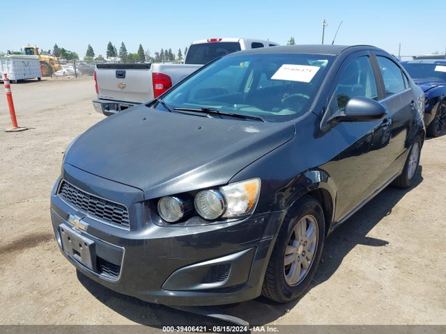 Chevrolet Sonic Lt Auto 2014 1G1JC5SHXE4110705 Image 2