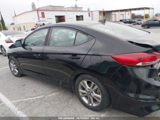 KMHD84LF2JU499780 Hyundai ELANTRA SEL