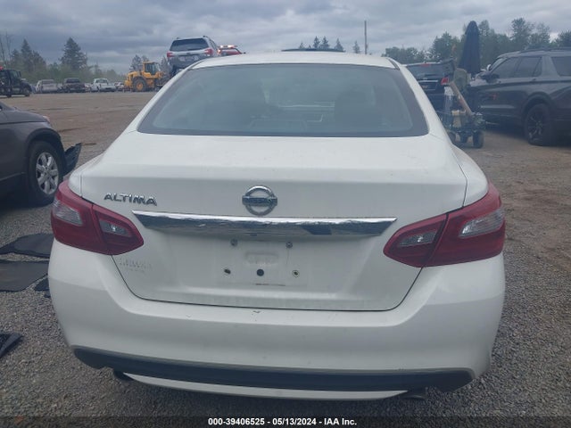 Nissan Altima 2.5 S 2018 1N4AL3AP6JC199800 Image 17