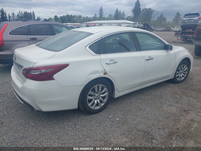 Nissan Altima 2.5 S 2018 1N4AL3AP6JC199800 Image 4