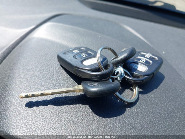 Hyundai ELANTRA SE 2017 KMHD74LF3HU109170 Image 11