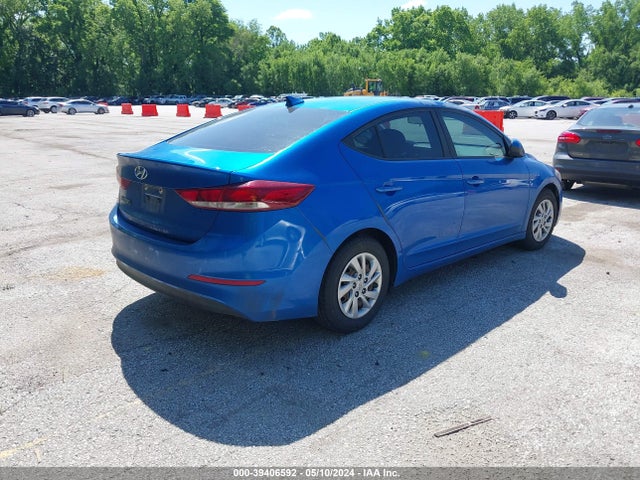 Hyundai ELANTRA SE 2017 KMHD74LF3HU109170 Image 4