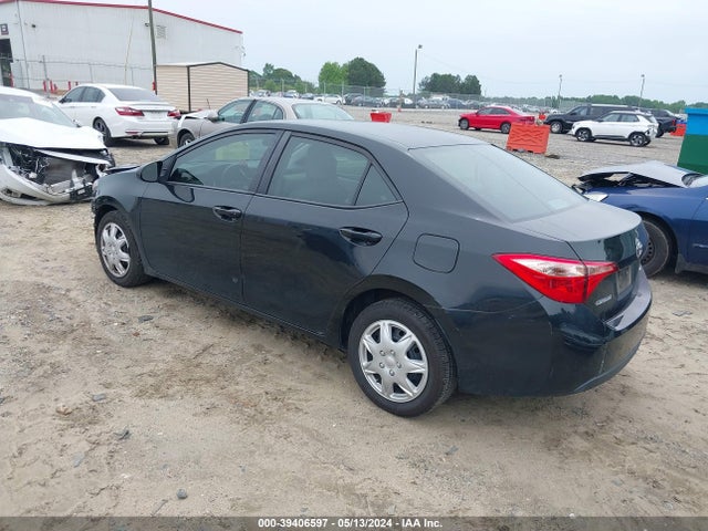 Toyota COROLLA LE 2018 2T1BURHE1JC015535 Image 3
