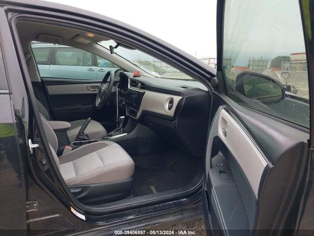 Toyota COROLLA LE 2018 2T1BURHE1JC015535 Image 5