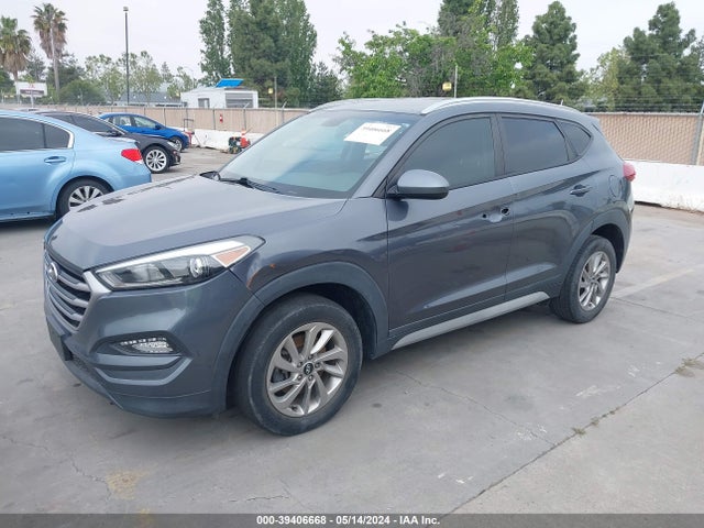 Hyundai TUCSON SEL 2018 KM8J33A43JU767233 Image 2