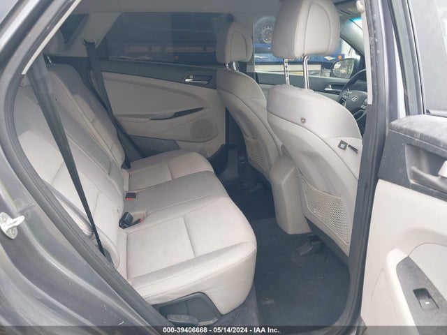 Hyundai TUCSON SEL 2018 KM8J33A43JU767233 Image 8