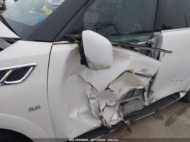 JN8AZ2NF4G9613395 Infiniti QX80
