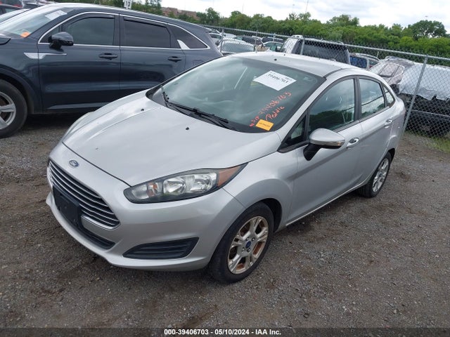 Ford FIESTA SE 2016 3FADP4BJ3GM122374 Image 2