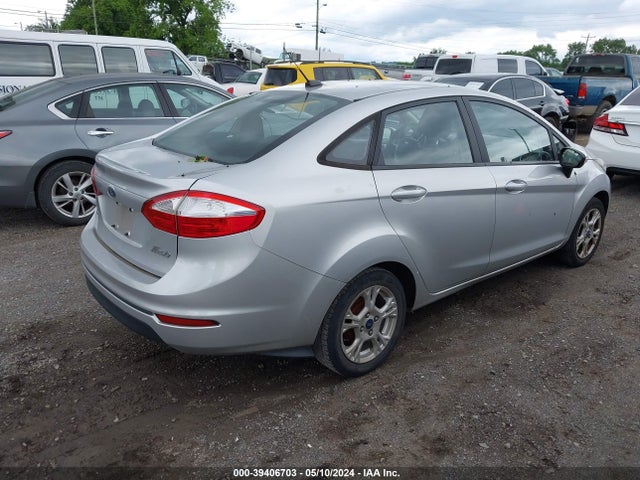 Ford FIESTA SE 2016 3FADP4BJ3GM122374 Image 4