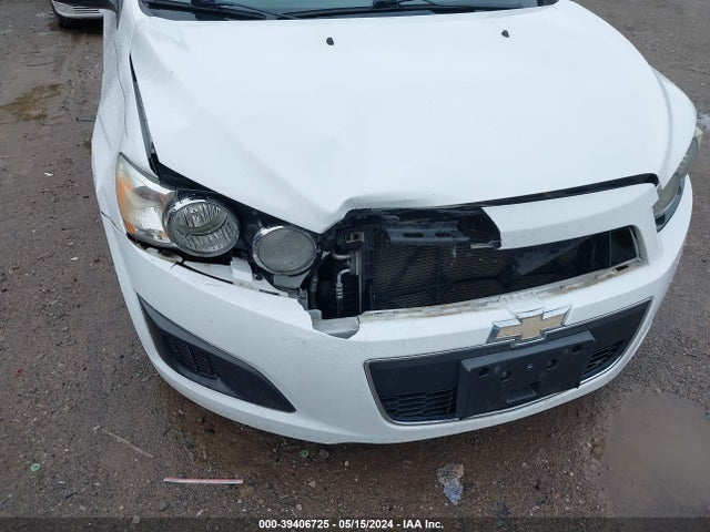 Chevrolet Sonic Lt Auto 2014 1G1JC6SHXE4108992 Image 6