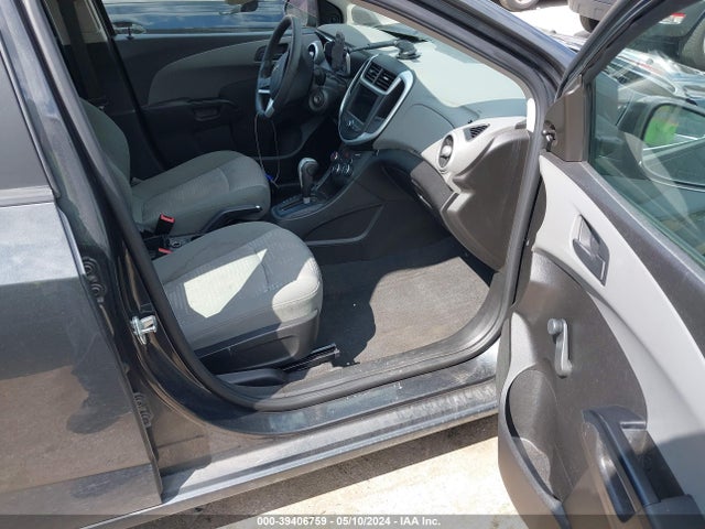 Chevrolet Sonic Ls Auto 2019 1G1JB5SB0K4136787 Image 5