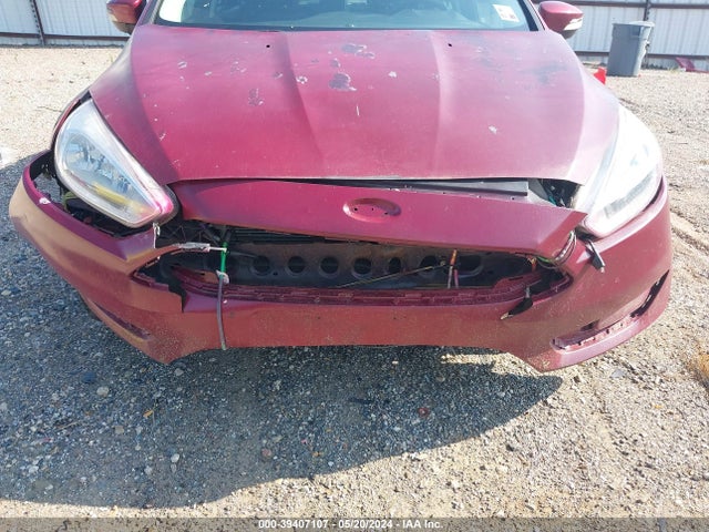 Ford FOCUS SE 2015 1FADP3K28FL364046 Image 12