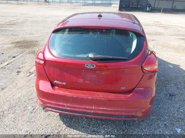 Ford FOCUS SE 2015 1FADP3K28FL364046 Image 16