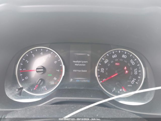 2T3G1RFV9MW168563 Toyota RAV4 LE