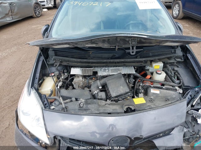 Toyota Prius Two 2015 JTDKN3DU9F0396463 Image 10