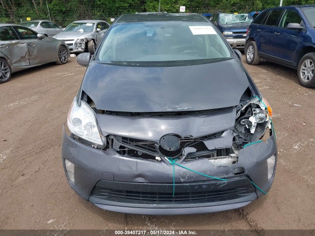 Toyota Prius Two 2015 JTDKN3DU9F0396463 Image 6