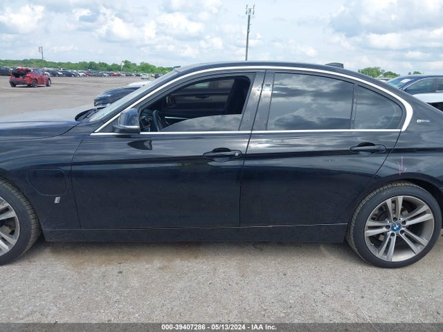 BMW 330e Iperformance 2017 WBA8E1C31HA158950 Image 14
