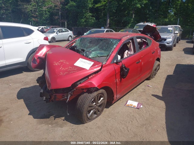 Hyundai ELANTRA SEL 2018 5NPD84LF5JH243910 Image 2