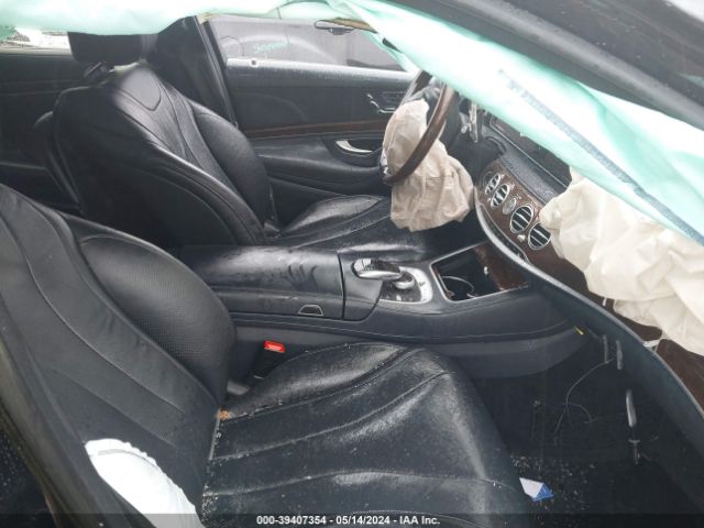 WDDUG8FB7FA149826 Mercedes-Benz S 550 4matic