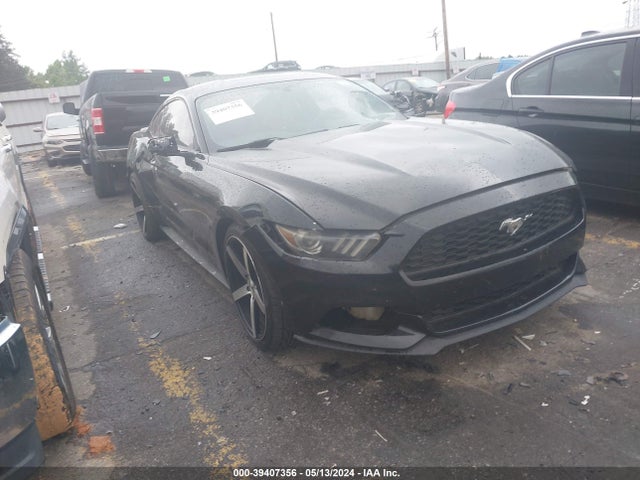 2015 1FA6P8TH0F5358058 main image