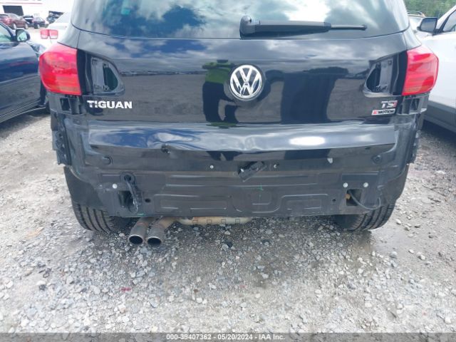 WVGSV7AX9HK000833 Volkswagen Tiguan 2.0t Wolfsburg Edition