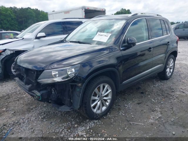 WVGSV7AX9HK000833 Volkswagen Tiguan 2.0t Wolfsburg Edition