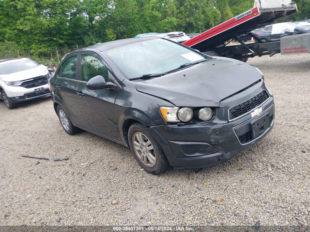 Chevrolet Sonic Lt Auto 2015 1G1JC5SH5F4134721 main image
