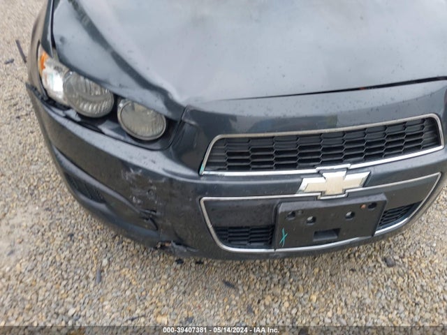 Chevrolet Sonic Lt Auto 2015 1G1JC5SH5F4134721 Image 18