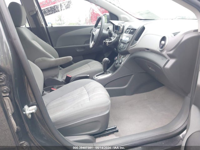 Chevrolet Sonic Lt Auto 2015 1G1JC5SH5F4134721 Image 5