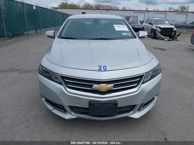 Chevrolet IMPALA 1LT 2018 2G1105S35J9142773 Image 12