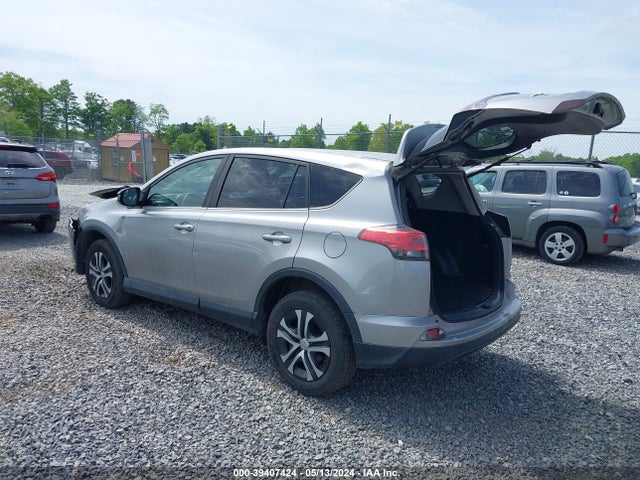 Toyota RAV4 LE 2018 2T3BFREVXJW737431 Image 3