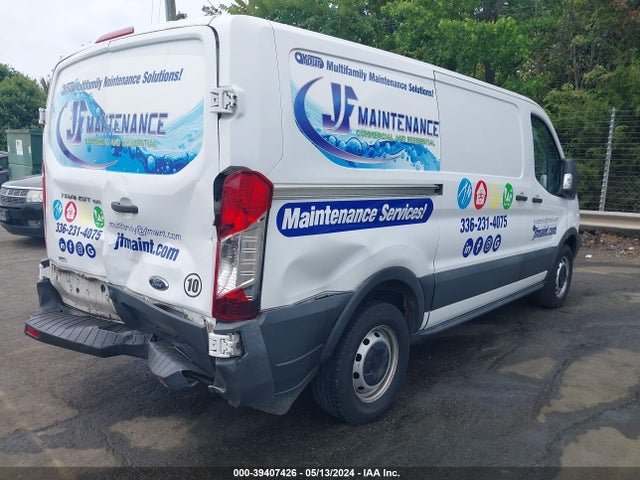 Ford Transit-150 2016 1FTYE1YM8GKA54582 Image 4