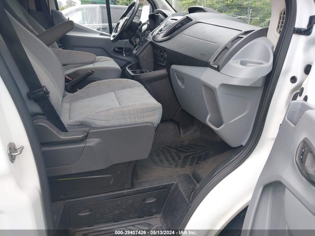 Ford Transit-150 2016 1FTYE1YM8GKA54582 Image 5