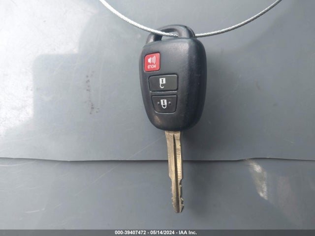 Toyota RAV4 LE 2015 2T3BFREV2FW262784 Image 11