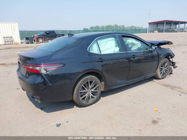 2022 TOYOTA CAMRY 4T1G11AK2NU711891 Photo 3