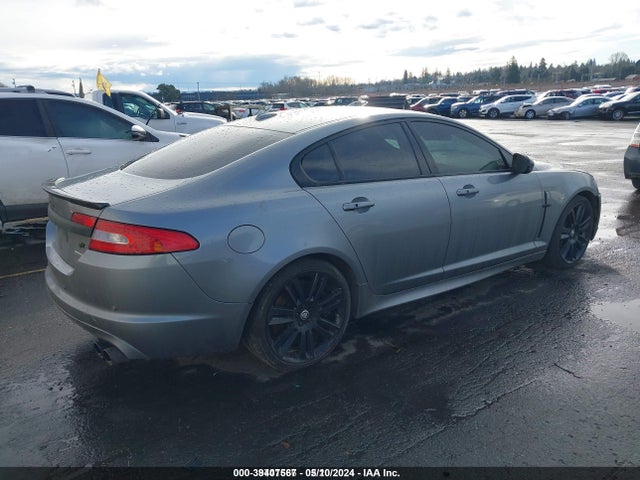 2010 JAGUAR XF SAJWA0JC9AMR67797 Photo 3