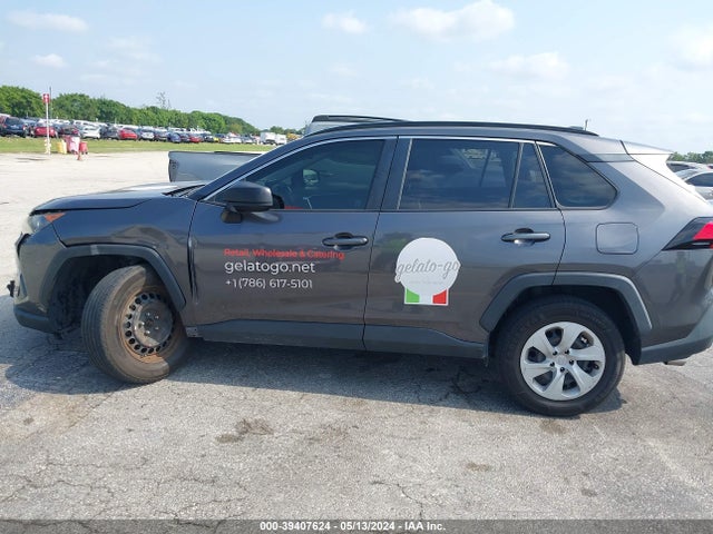 Toyota RAV4 LE 2019 JTMH1RFV1KJ002859 Image 14
